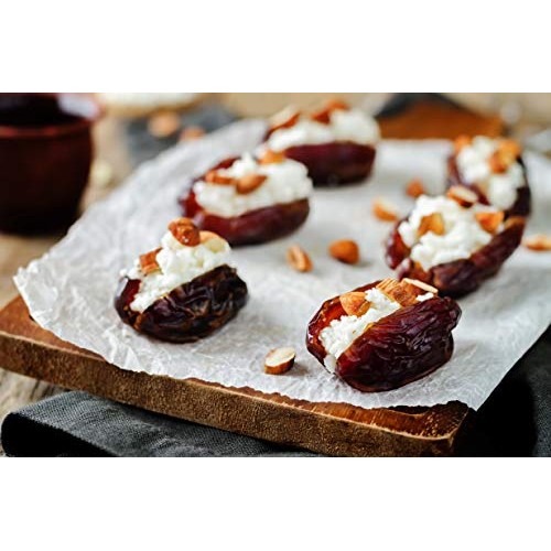 Anna And Sarah Pitted California Dates Deglet Noor In Resealable