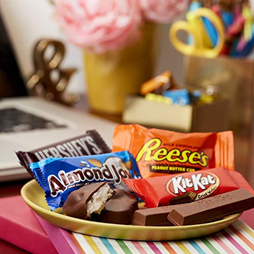 Hersheys &Amp; Reeses &Amp; Almond Joy &Amp; Kit Kat, Chocolate Candy Asso