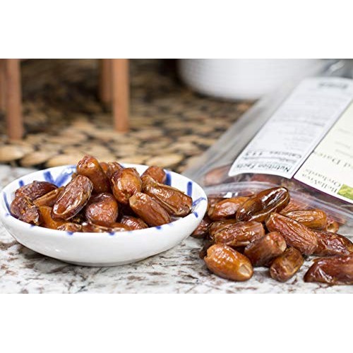 Bella Viva Orchards Dried Deglet Noor Dates Pitted, 1 lb of Dr...