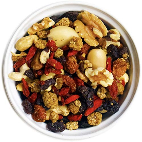 Raw Superfoods Trail Mix - Nuts And Berries Goji Berries, Golde