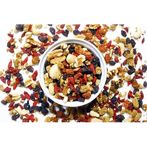 Raw Superfoods Trail Mix - Nuts And Berries Goji Berries, Golde