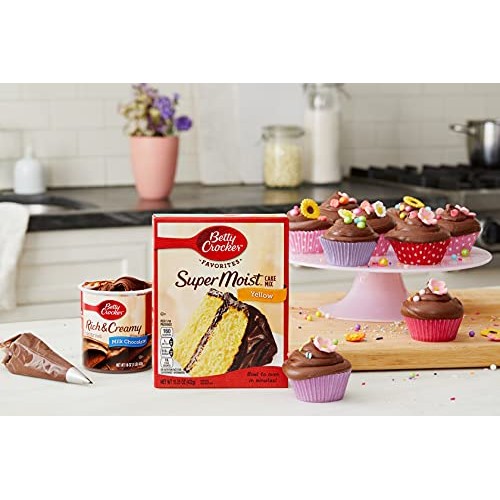 Betty Crocker Milk Chocolate Yellow Cake Mix and Cream Cheese Fr...