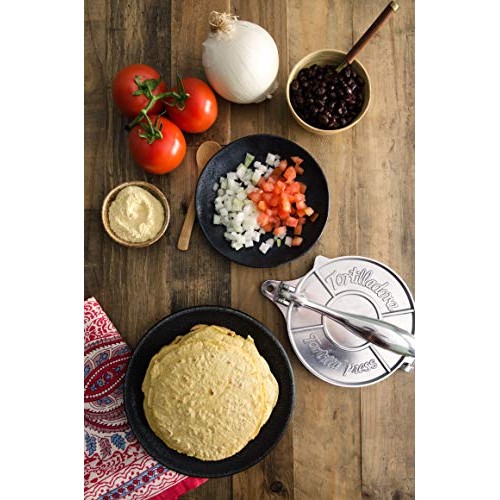 Bobs Red Mill Organic Masa Harina Corn Flour, 24-Ounce