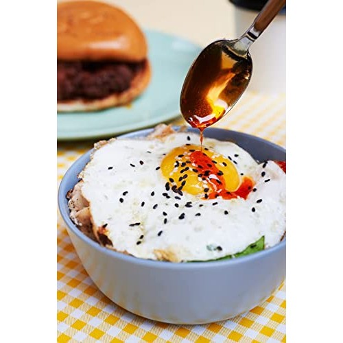 Boon Sauce Chili Oil, 8 Ounces, Spicy Chili Oil with Garlic, A...