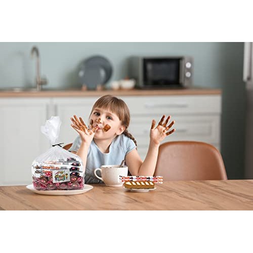 Goetze Original Caramel Creams + Vanilla Cow Tales Bulk Candy Va