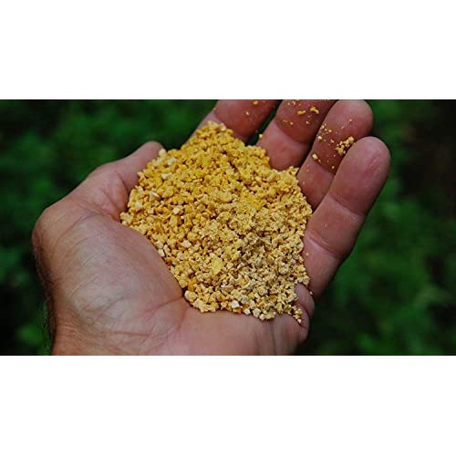 Corn Gluten Meal - Produced and Shipped for Iowa, USA 10 Pounds
