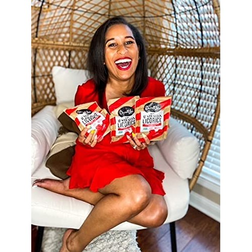 Soft Australian Strawberry Licorice 8-Pack - Darrell Lea 8 7