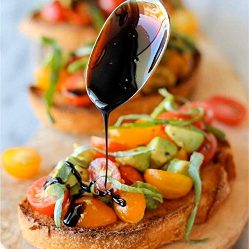 Greek Extra Virgin Olive Oil And Balsamic Vinegar In Glass Spray