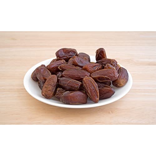 Dried Pitted Dates 2.5 Lbs. - Best for healthy Snacking & cand...