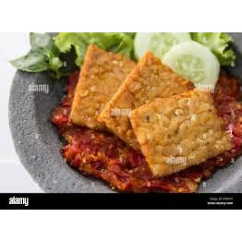 Huy Fong Sampler Bundle with 1 Chili Garlic Sauce and 1 Sambal O...