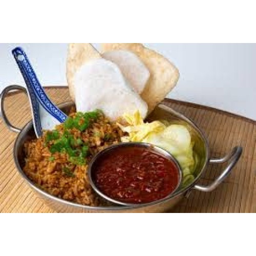 Huy Fong Sampler Bundle with 1 Chili Garlic Sauce and 1 Sambal O...