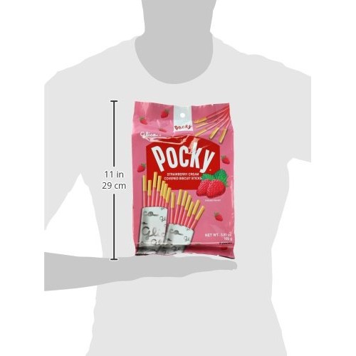 Glico Pocky, Strawberry Cream Covered Biscuit Sticks 9 Individu
