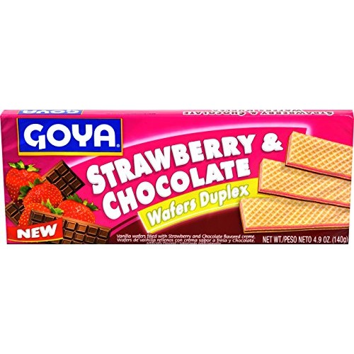 Goya Foods Strawberry & Chocolate Wafers, 4.9 Ounce Pack of 24