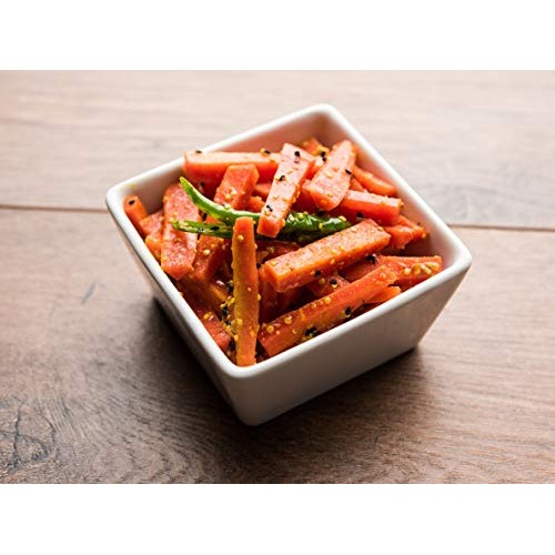 Green Jay Gourmet Spicy Pickled Carrot Sticks In A Jar - Fresh H