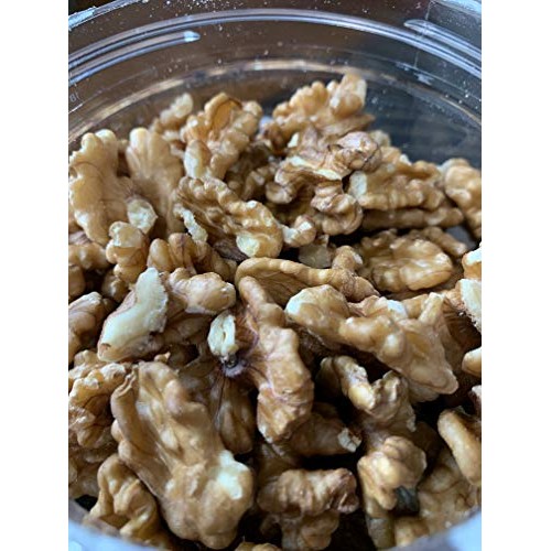 Hand Cracked Walnut Halves 25 Oz