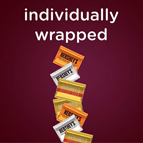 Hersheys Nuggets Assorted Chocolate Candy, Bulk Party Bag, 31.5 Oz