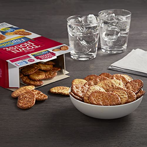 Town House Pretzel Flipsides Crackers, Baked Snack Crackers, Par Town House Pretzel Flipsides Crackers, Baked Snack Crackers, Par