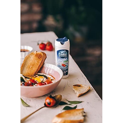 La Baleine Fine Sea Salt Shaker, 4.4 Oz