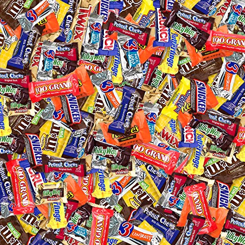 Valentines Day Chocolate Gift Box - 3 Pounds - Fun Size Chocolat...