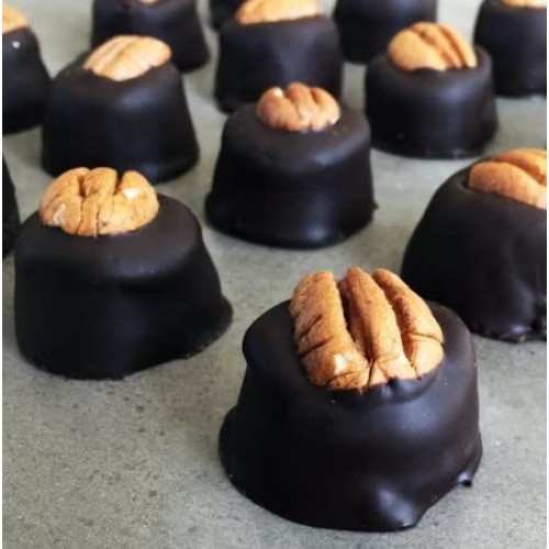 Makers Mark Gourmet Chocolate Bourbon Balls 32 Count Pack Of 1