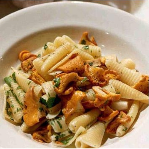 Dried Chanterelle Mushrooms, Premium Grade 2Oz