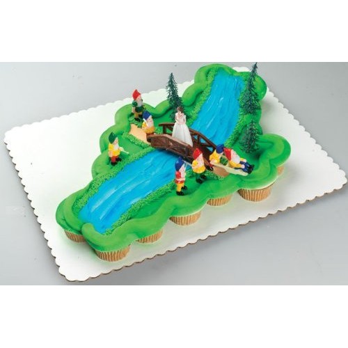 Oasis Supply Snow White And 7-Dwarves Cake Kit