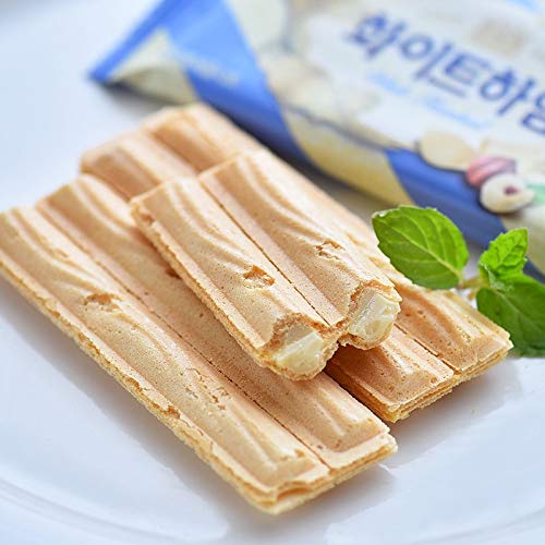 Asian Snack Box College Care Package: Assortment of Chocolates C...