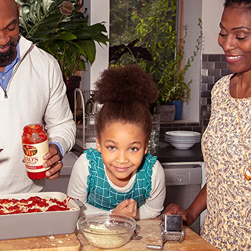 Raos Homemade Four Cheese Sauce, Classic, Creamy Italian Tomato