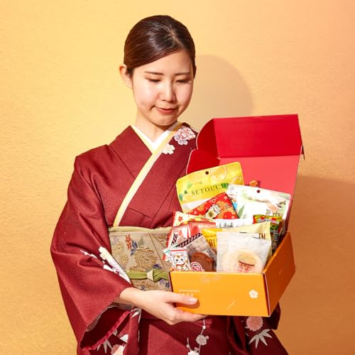 Sakuraco - Authentic Japanese Snack & Homeware Box. Enjoy Mochi,...