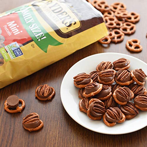Snyders Of Hanover Pretzels, Mini Pretzels, Family Size 16 Oz