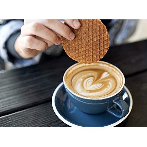 Stroop Club Authentic And Traditional Stroopwafel With Dutch Car