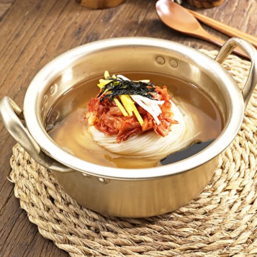 Surasang Kimchi Janchi Guksu, Spicy and Savory Korean Thin Non-F...