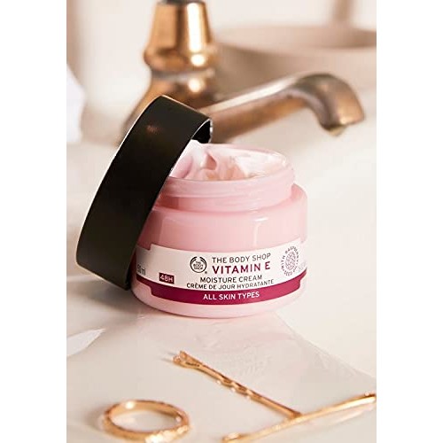 The Body Shop Vitamin E Moisture Cream, Paraben-Free Facial Crea