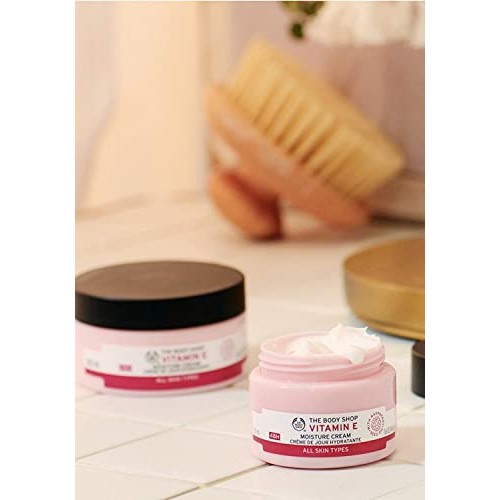 The Body Shop Vitamin E Moisture Cream, Paraben-Free Facial Crea