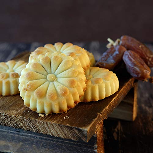 The Spice Lab No. 126 - Whole Black Cardamom Packed In Usa - K