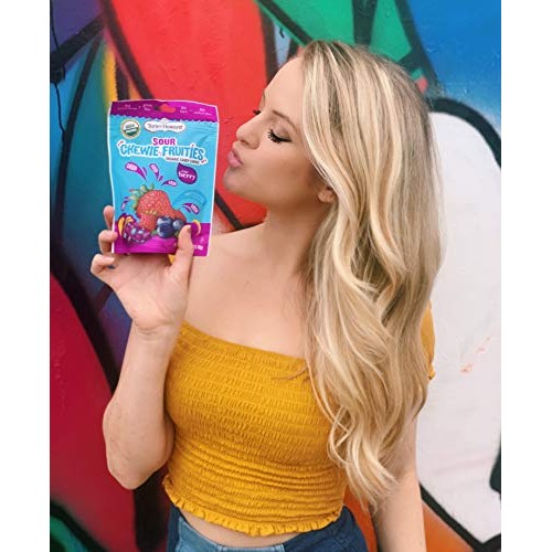 Torie And Howard Chewie Fruities, Sour Berry, 4 Ounce