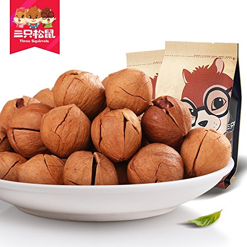 Poly [Three Squirrels _ Hand Stripping Hickory Nuts 235G] Linga