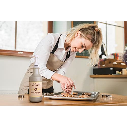 Monin Gourmet White Chocolate Sauce 64oz + WOLD Pump Dispenser B...
